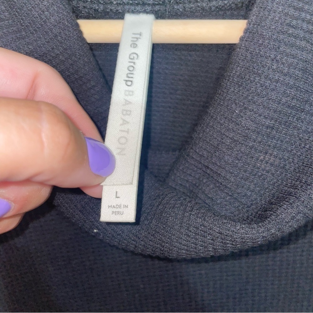 Aritzia The‎ Group Babaton Womens Long Sleeve Waffle Knit Turtleneck Black Sz Lg - Picture 3 of 4